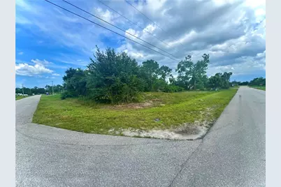 2519 38th St SW, Lehigh Acres, FL 33976 - Photo 2