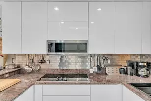 2080 W First St, Fort Myers, FL 33901 - Photo 36