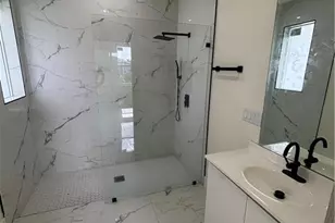 104 Olive Cir, Lehigh Acres, FL 33971 - Photo 4