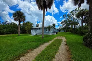 18387 Pioneer Rd, Fort Myers, FL 33908 - Photo 42