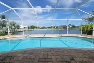 1723 SW 31st Ln, Cape Coral, FL 33914 - Photo 2