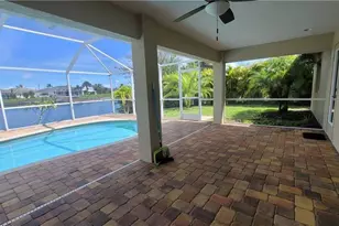 1723 SW 31st Ln, Cape Coral, FL 33914 - Photo 4