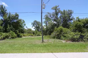 160 Baytree Dr, Rotonda West, FL 33947 - Photo 1
