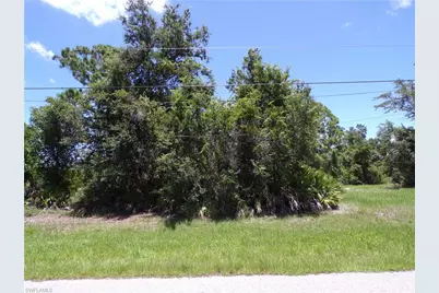 160 Baytree Dr, Rotonda West, FL 33947 - Photo 2