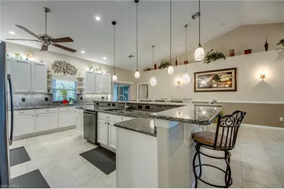 2804 NE 3rd Ave, Cape Coral, FL 33909 - Photo 8