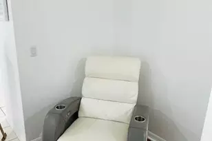 206 SW 33rd St, Cape Coral, FL 33914 - Photo 10