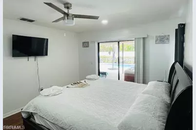 206 SW 33rd St, Cape Coral, FL 33914 - Photo 18