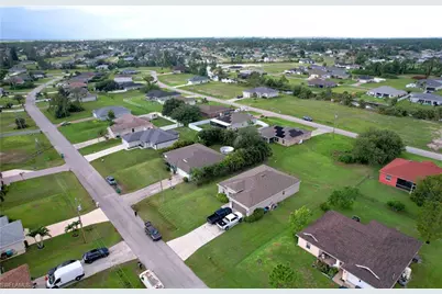 3744 NE 13th Pl, Cape Coral, FL 33909 - Photo 30