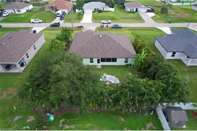 3744 NE 13th Pl, Cape Coral, FL 33909 - Photo 34