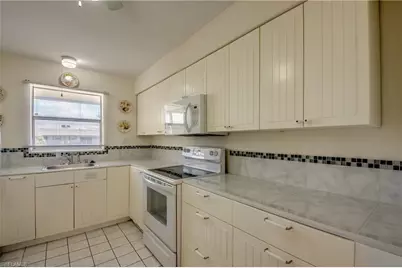 909 SE 46th Ln #202, Cape Coral, FL 33904 - Photo 16