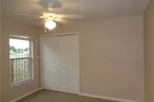 2830 SW 35th Ln, Cape Coral, FL 33914 - Photo 18