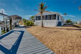 14 Nancy Ln, Fort Myers Beach, FL 33931 - Photo 18