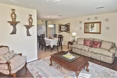 725 Milwaukee Blvd, Lehigh Acres, FL 33974 - Photo 8