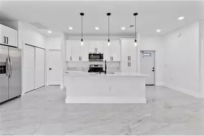 1020 Carroll St E, Lehigh Acres, FL 33974 - Photo 6