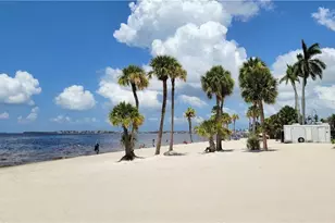 5638 Riverside Dr, Cape Coral, FL 33904 - Photo 12