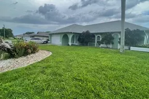536 SE 2nd Terrace, Cape Coral, FL 33990 - Photo 10