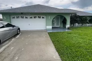 536 SE 2nd Terrace, Cape Coral, FL 33990 - Photo 4
