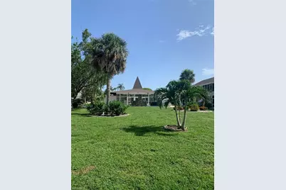 4202 SE 4th Pl #10, Cape Coral, FL 33904 - Photo 4