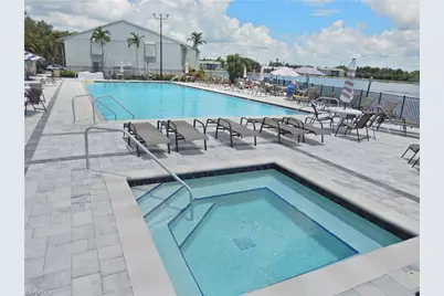9620 Villa Dr #4, Fort Myers, FL 33905 - Photo 4
