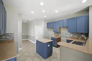 9010 Gladiolus Preserve Cir, Fort Myers, FL 33908 - Photo 10