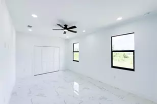 646 Camilla St E, Lehigh Acres, FL 33974 - Photo 24