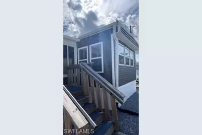 16988 Captains Dr, Bokeelia, FL 33922 - Photo 8