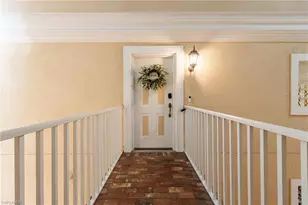 12505 McGregor Blvd, Fort Myers, FL 33919 - Photo 6