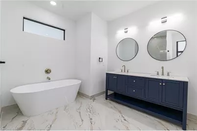 2814 39th St W, Lehigh Acres, FL 33971 - Photo 12