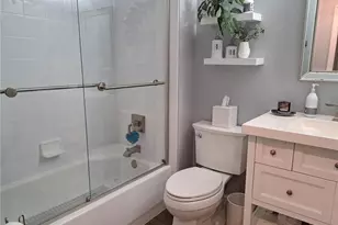 11037 Harbour Yacht Ct, Fort Myers, FL 33908 - Photo 10