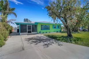 2567 Cay Cove, Matlacha, FL 33993 - Photo 2