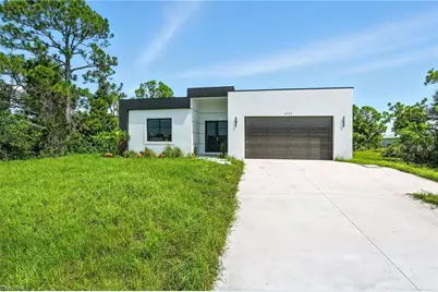 2725 Embers Pkwy W, Cape Coral, FL 33993 - Photo 1
