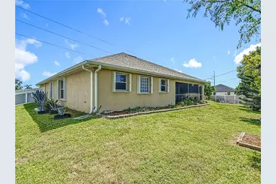 607 Tropicana Pkwy W, Cape Coral, FL 33993 - Photo 44