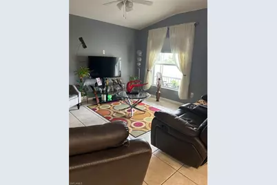 4402 Douglas Ln, Lehigh Acres, FL 33973 - Photo 8