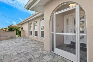 2236 SE 27th St, Cape Coral, FL 33904 - Photo 4