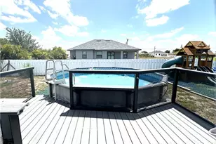 1217 NE 1st Pl, Cape Coral, FL 33909 - Photo 36