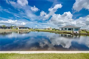 1042 NW 32nd Pl, Cape Coral, FL 33993 - Photo 42
