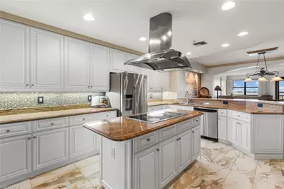 11600 Court Of Palms #204, Fort Myers, FL 33908 - Photo 12