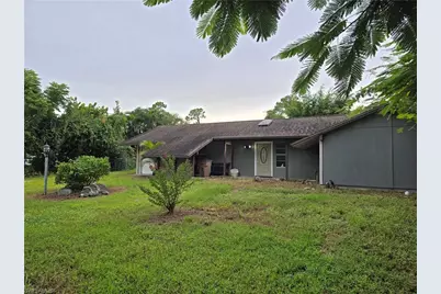 213 Lincoln Ave, Lehigh Acres, FL 33936 - Photo 6