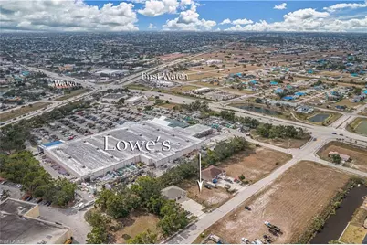 1702 NE 10th Ter, Cape Coral, FL 33909 - Photo 2