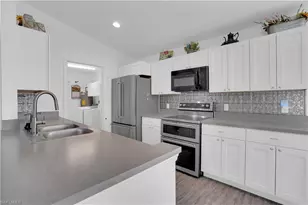 1263 Norge Ct, Labelle, FL 33935 - Photo 2