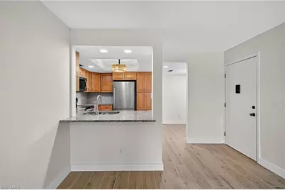 6136 Whiskey Creek Dr #518, Fort Myers, FL 33919 - Photo 10