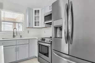 1526 NW 21st Pl, Cape Coral, FL 33993 - Photo 1