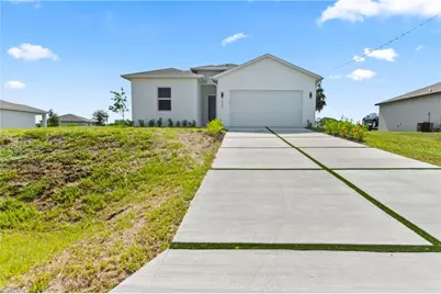 9047 Maywood Cir, Labelle, FL 33935 - Photo 2