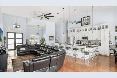 5328 Mayfair Ct, Cape Coral, FL 33904 - Photo 8