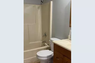 1206 Diplomat Pkwy E, Cape Coral, FL 33909 - Photo 10