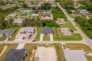 4706 27th St SW, Lehigh Acres, FL 33973 - Photo 2