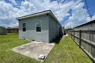 2305 Towles St, Fort Myers, FL 33916 - Photo 30