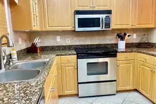 4200 Steamboat Bend, Fort Myers, FL 33919 - Photo 8