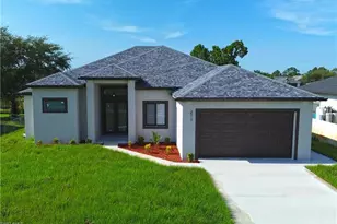 2513 19th St SW, Lehigh Acres, FL 33976 - Photo 2