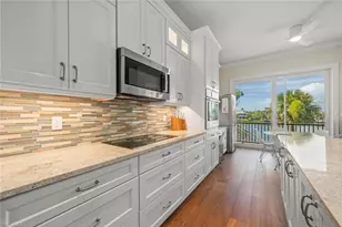 3191 Twin Lakes Ln, Sanibel, FL 33957 - Photo 14